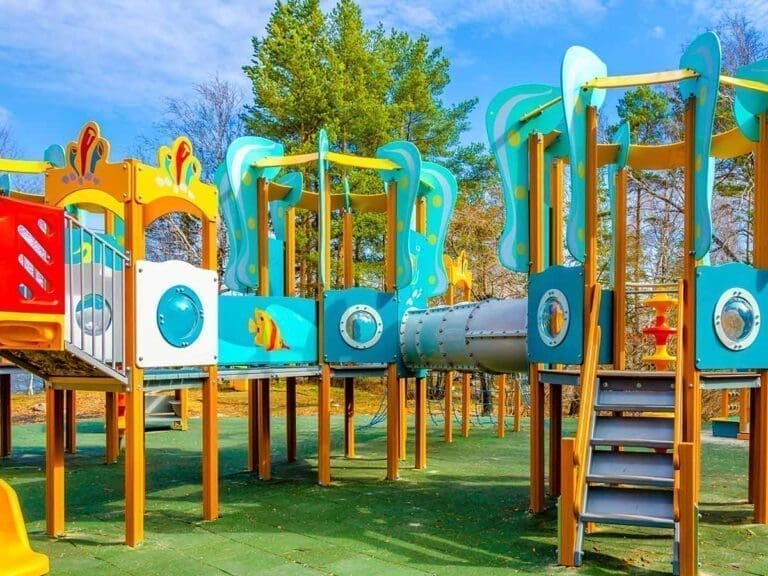 Aire de jeux Frontignan