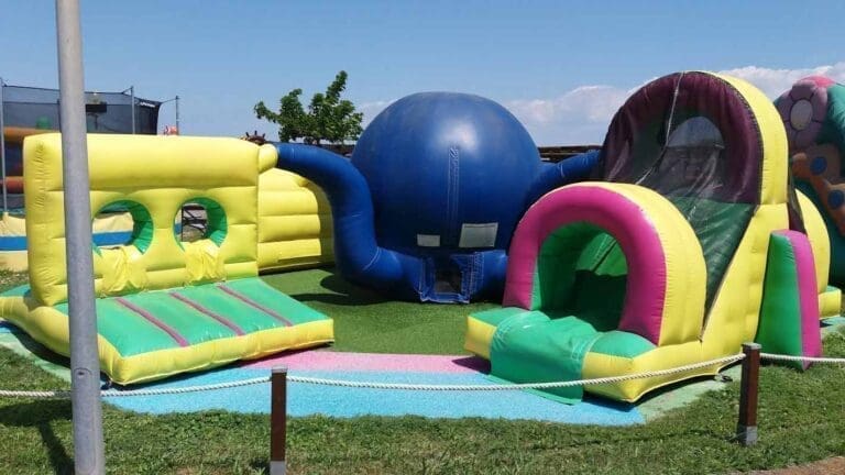 Kid's Paradise à Frontignan - Aire de jeux