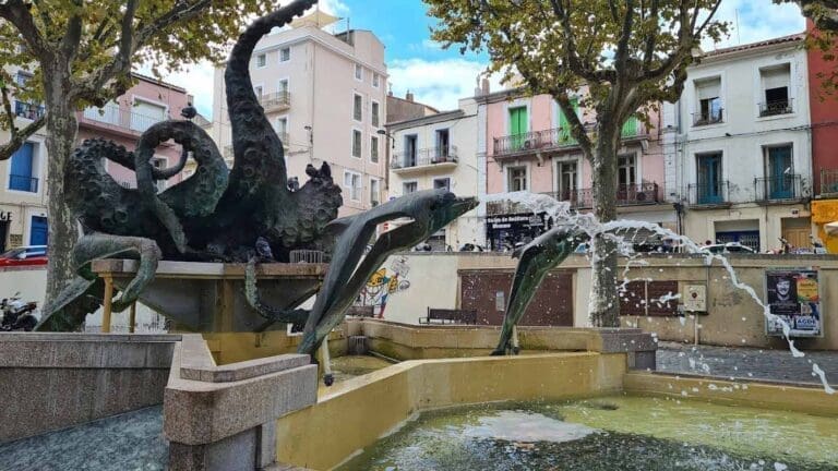 Place Léon Blum à Sète