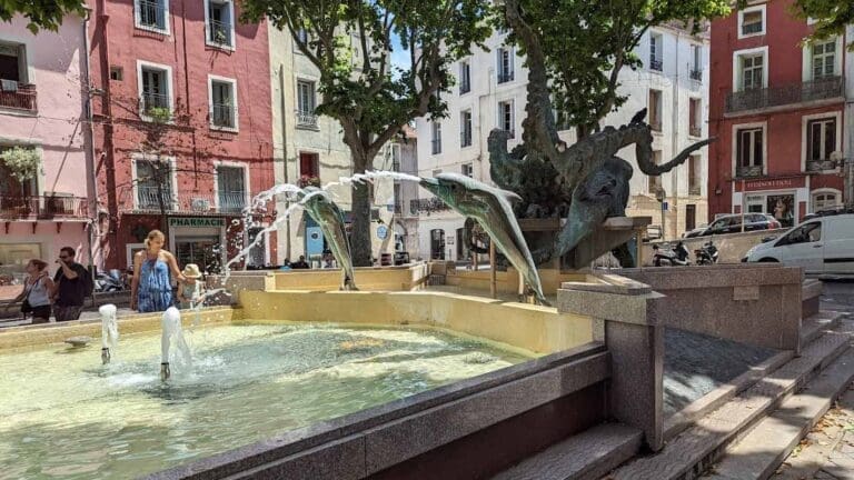Place Léon Blum à Sète