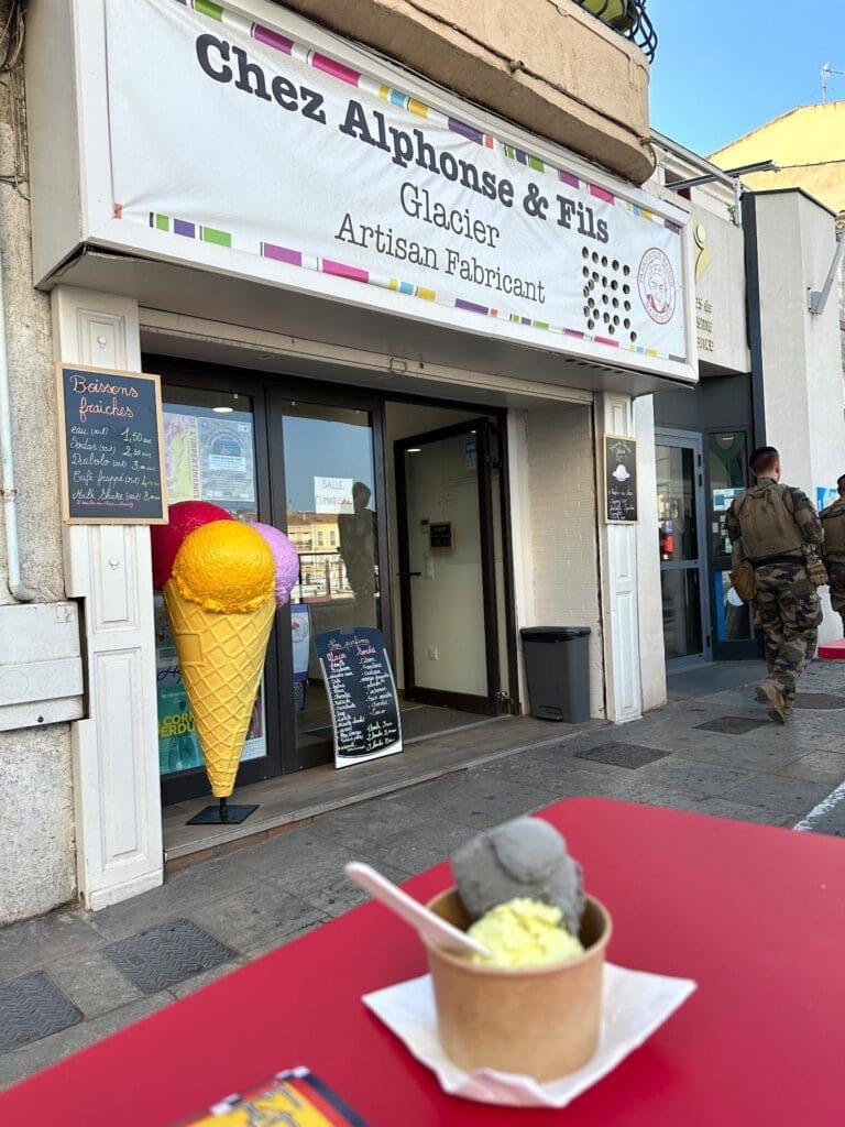 Chez-Alphonse-et-Fils---glacier-artisanal-à-Sète-N012
