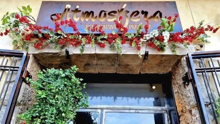 Atmosfera Restaurant - Restaurant Pizzeria