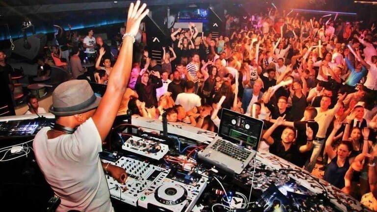 EG Club Marseillan - Discothèque