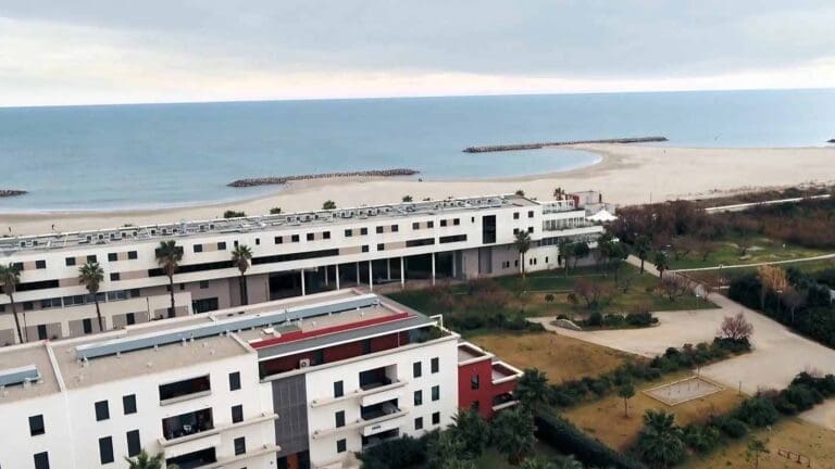Appartement Antoine Myriel - DNA TF1