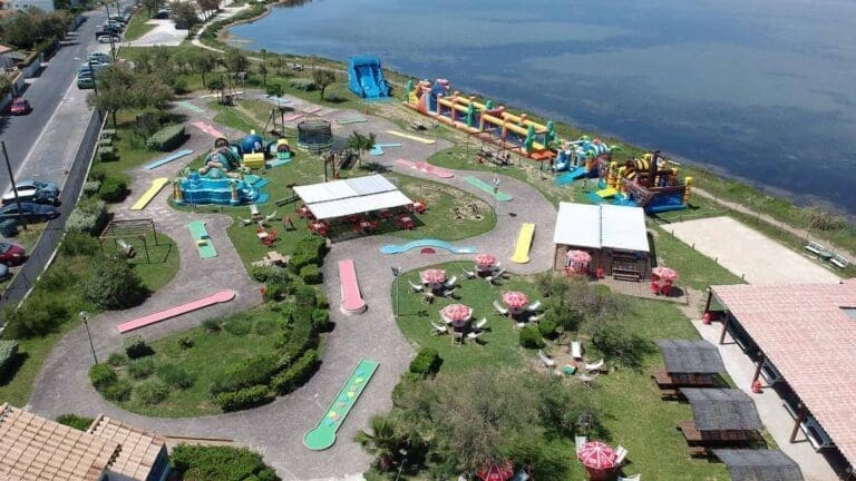Kid's Paradise à Frontignan - Aire de jeux