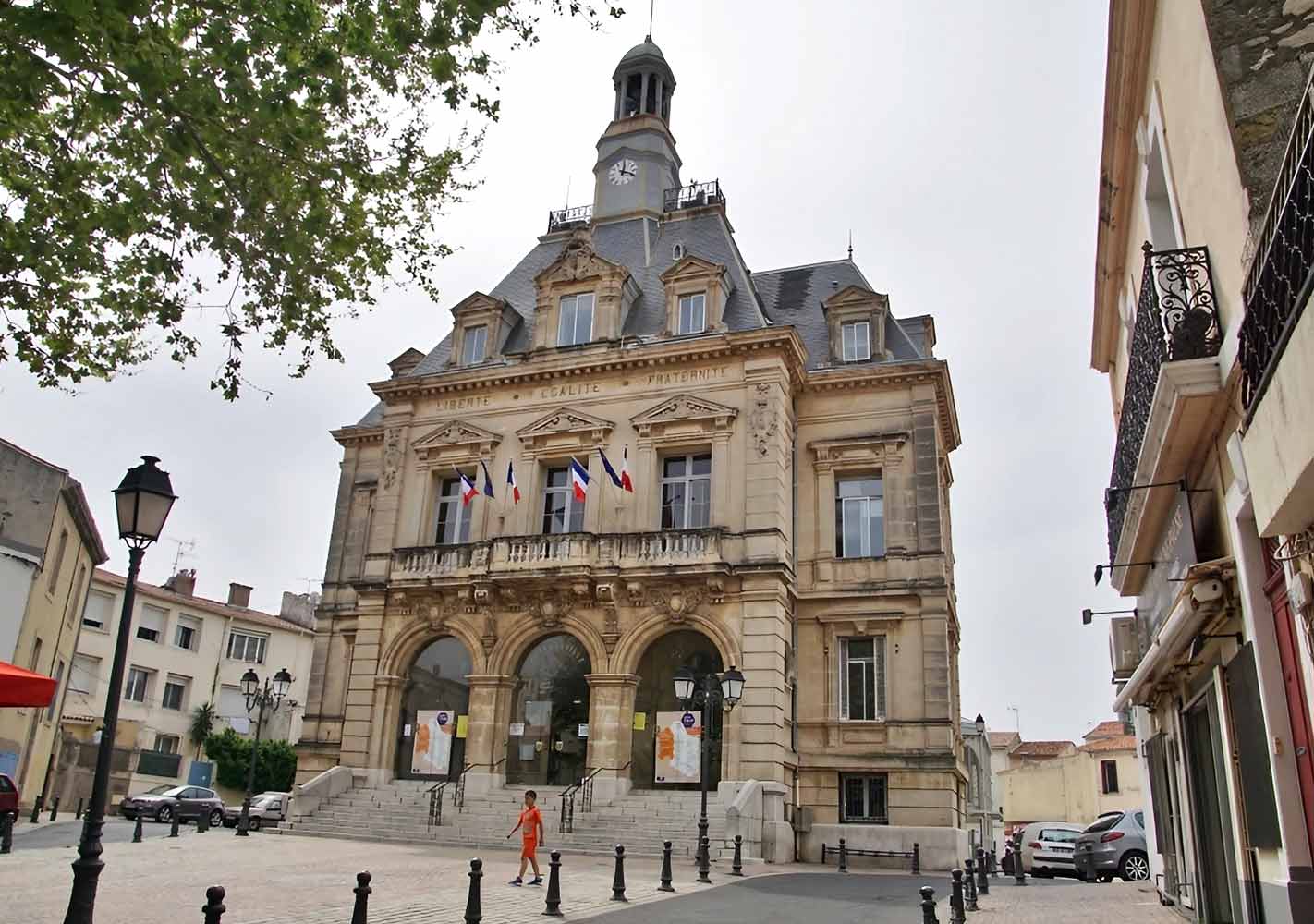 Mairie-de-Frontignan.jpg Mairie de Frontignan - Contacts et Services