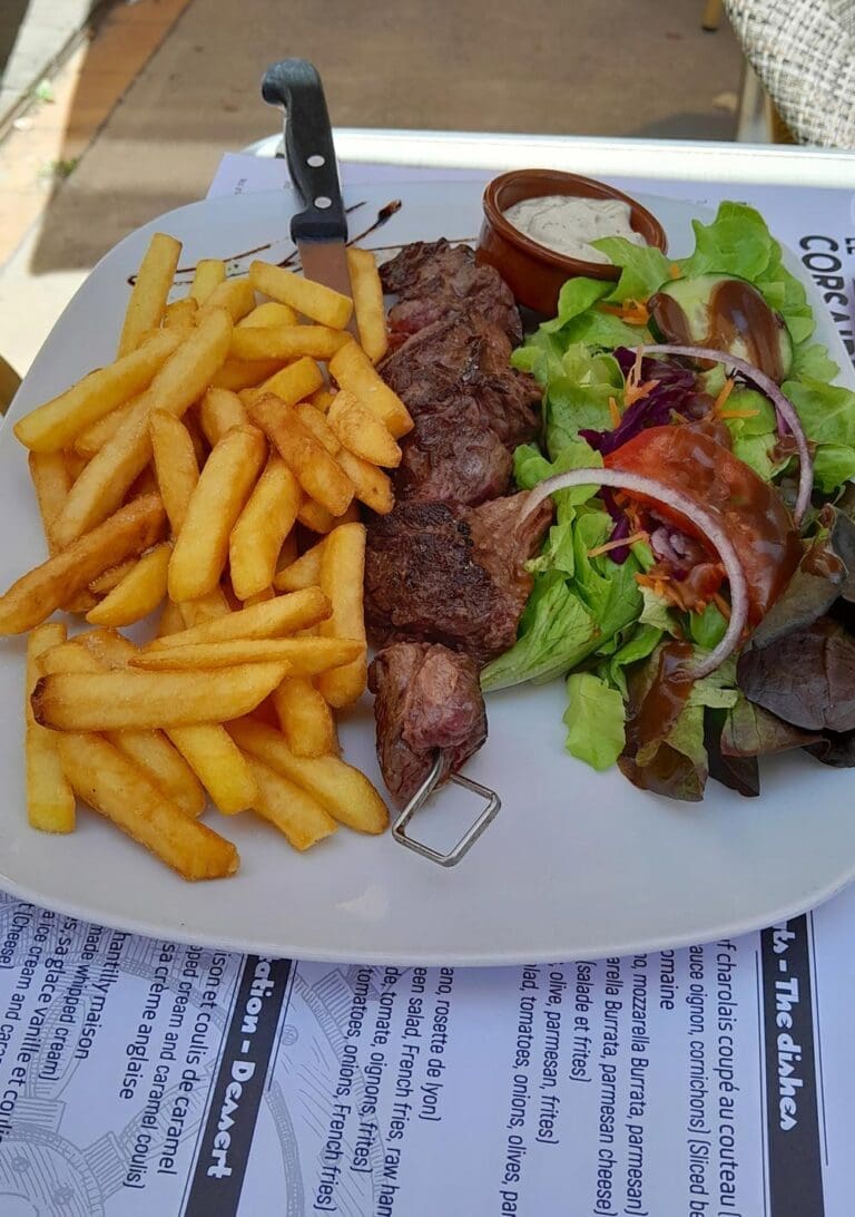 Le Corsaire Sète - Brasserie et boutique en bord de plage