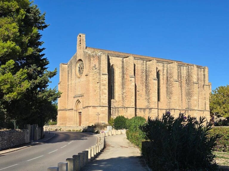 Église Sainte-Cécile à Loupian
