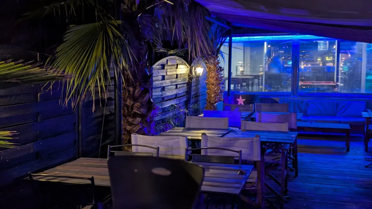 History Rock Café