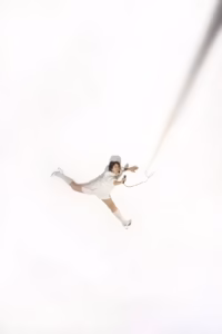 Suspended Chorus de Silvia Gribaudi au Théâtre Molière à Sète